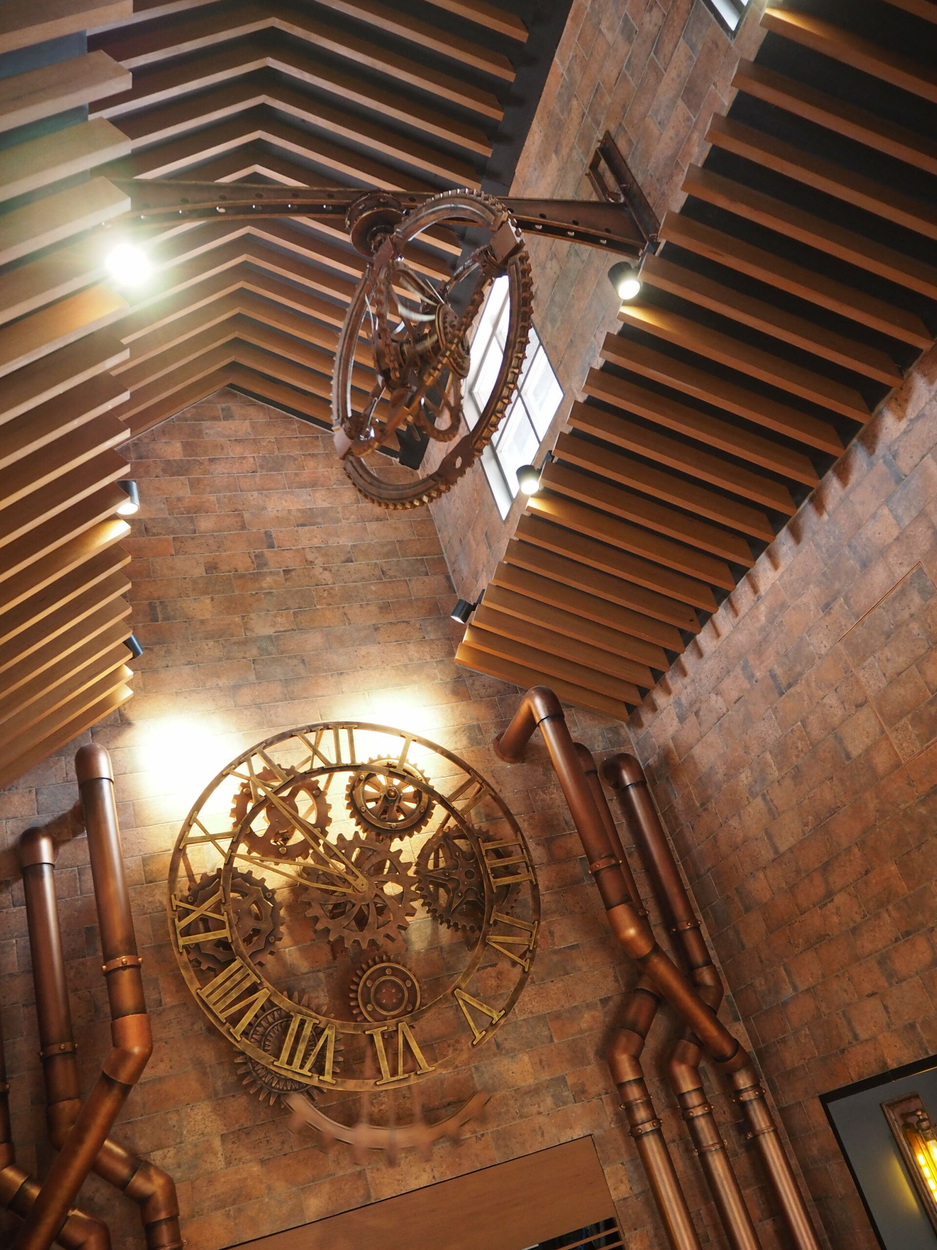 Giant Automatic Pendulum Clock Cloudland Sculpture Ltd.