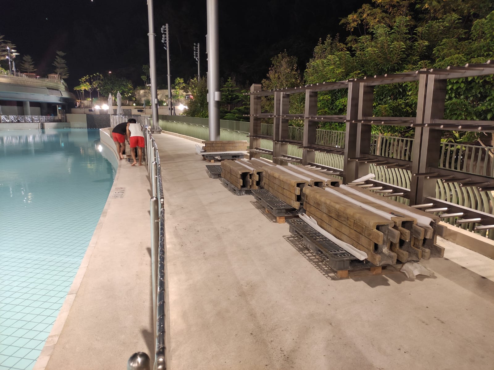 GRC Breakwater barrier installation